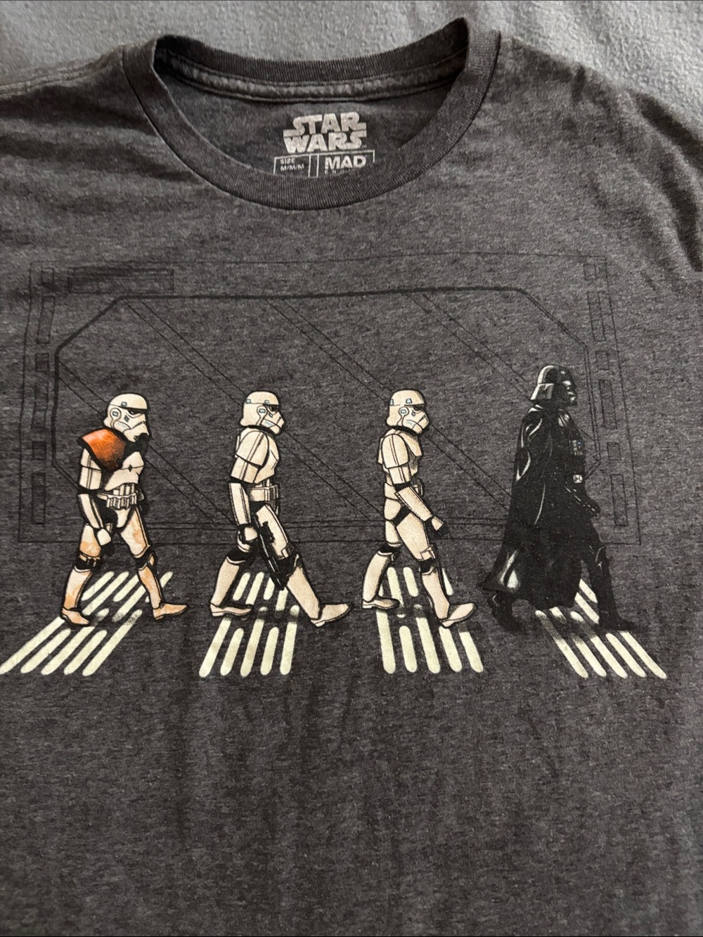 Star Wars Stormtrooper Abbey Road Graphic Tee Gray Darth Vader Shirt Medium - Picture 2 of 6